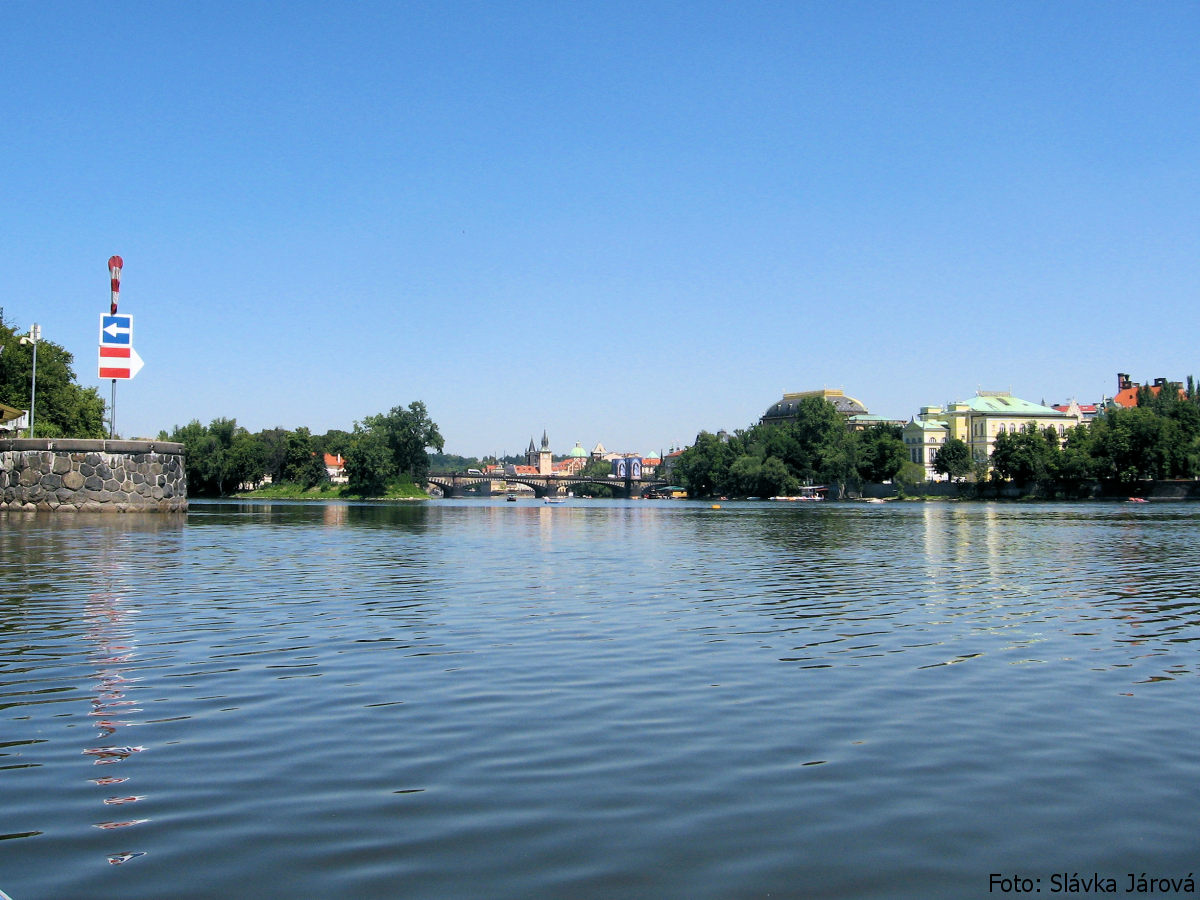 rkm. 54,2 Štítkovský jez, Praha, nad jezem