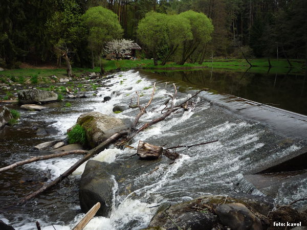 rkm. 48,2 jez Stejskalův mlýn