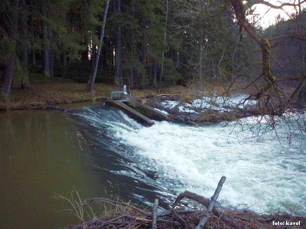 rkm. 76,1 jez pod Kněževsí