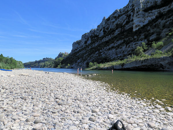 Konec soutěsky u St.Martin d Ardeche Konec soutěsky u St.Martin d Ardeche