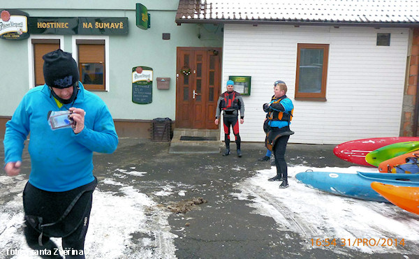 Zakončení plavby po Doubravě Zakončení plavby po Doubravě