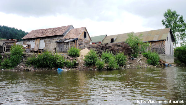 Mures - vesnice na řece Mures - vesnice na řece