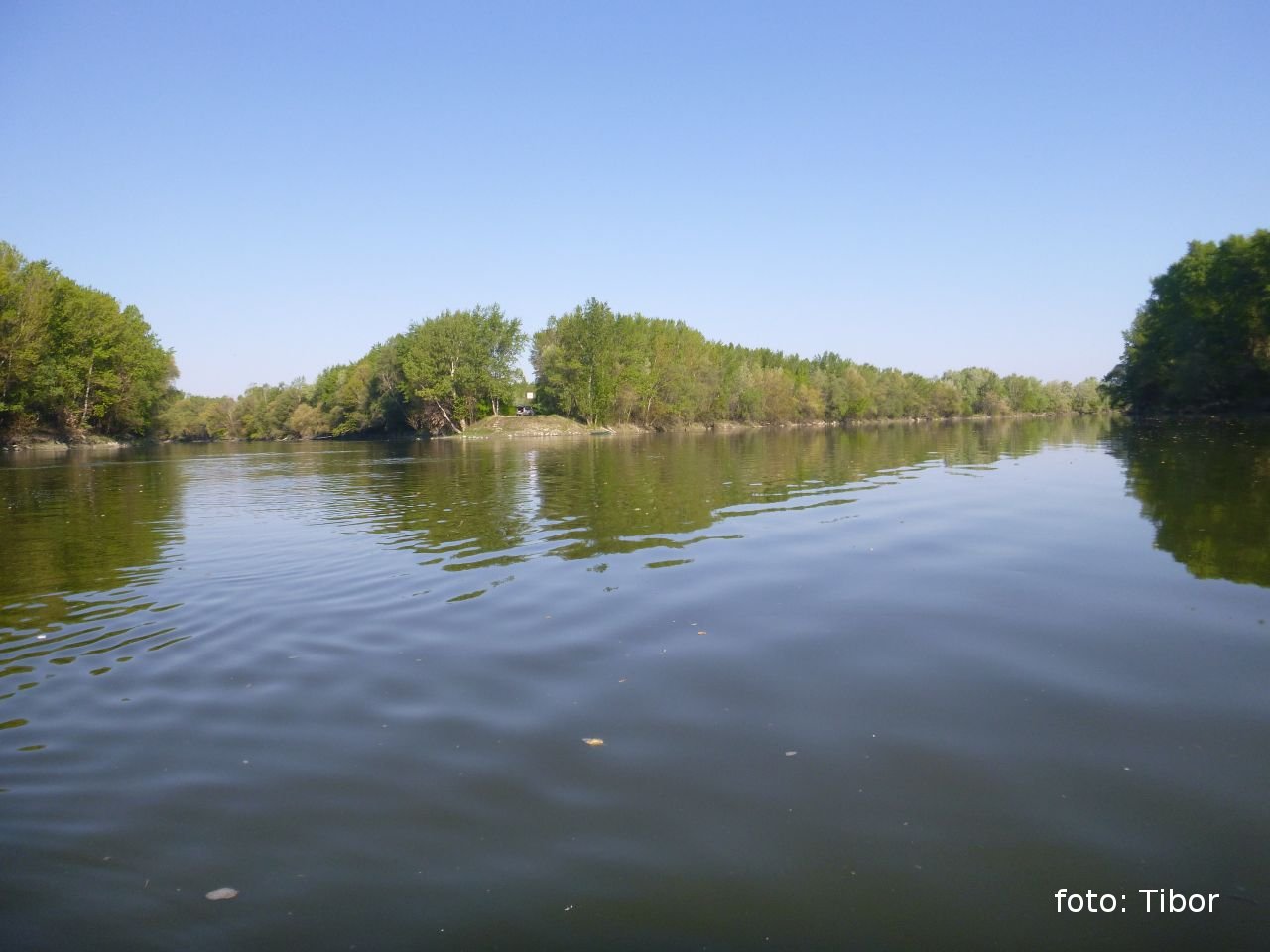 Soutok s Váhem
